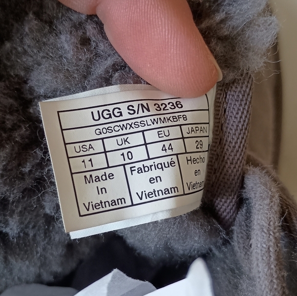 UGG NEUMEL BOOT CHARCOAL GREY SUEDE WOOL LINED CHUKKA SHOE MEN US 11 main image 8